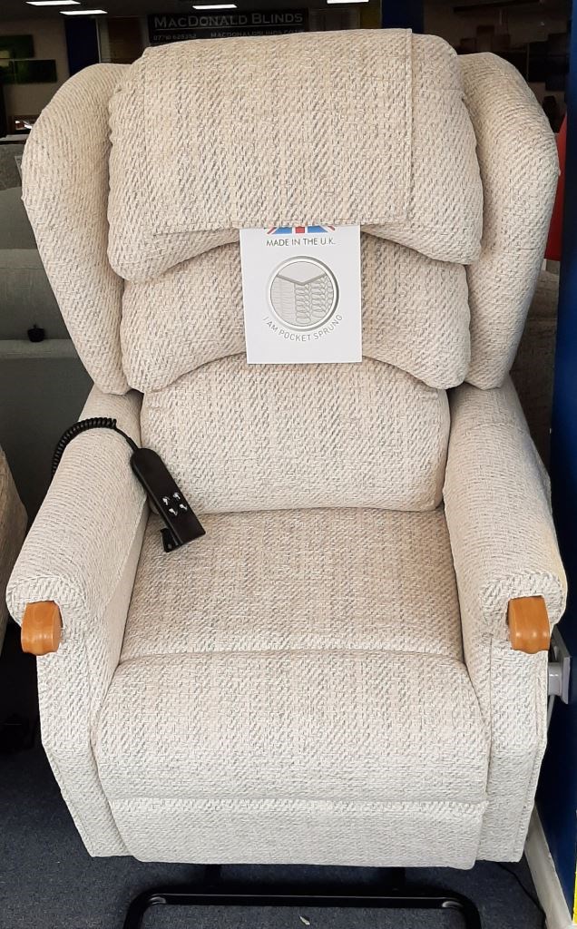 Lift & Rise Recliner Chairs