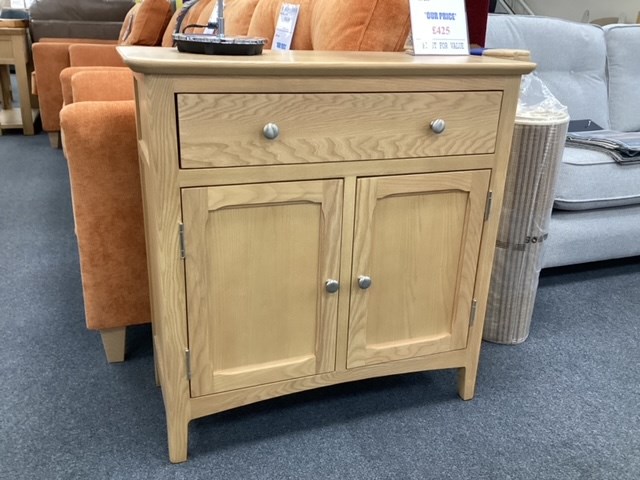 BAY SIDEBOARD